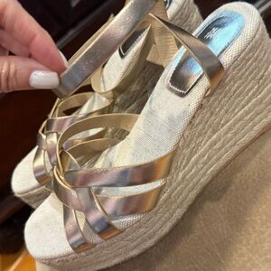 H&M Shimmering Gold Wedge Sandals! These are so cute 8.5 NWT
